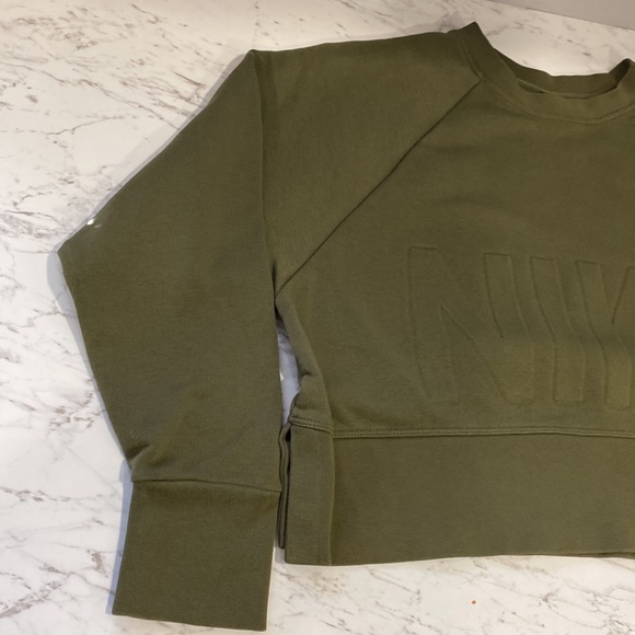 Nike Crew Cropped Sweater - Picture 1 of 14